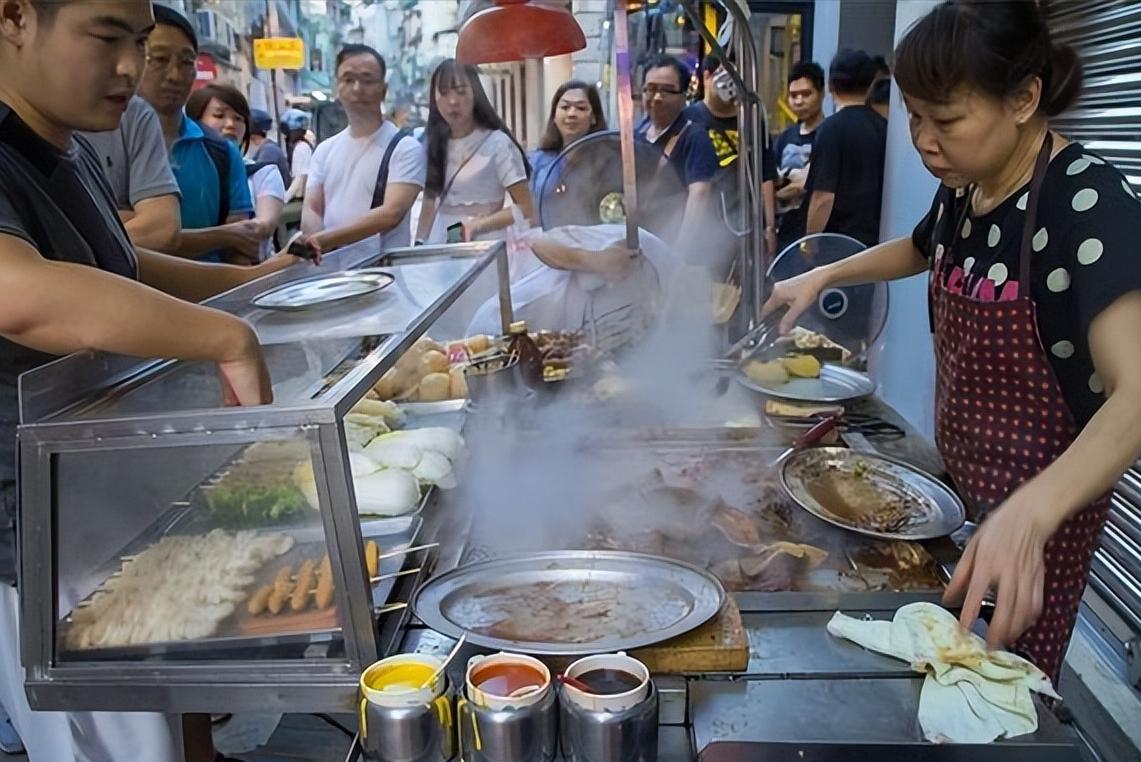 山姆穷鬼套餐大摸底，一场关于消费与自嘲的狂欢