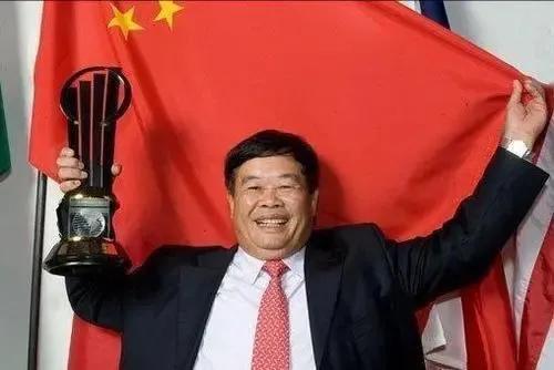 震惊！曹德旺直言，中国人在这4个方面竟被外国人碾压，真相令人深思！